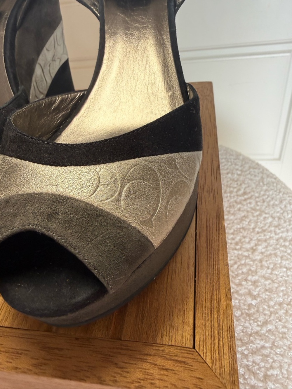 Coach Signature Black and Gray Suede Wedge Sandals- NWOT - Picture 3 of 8